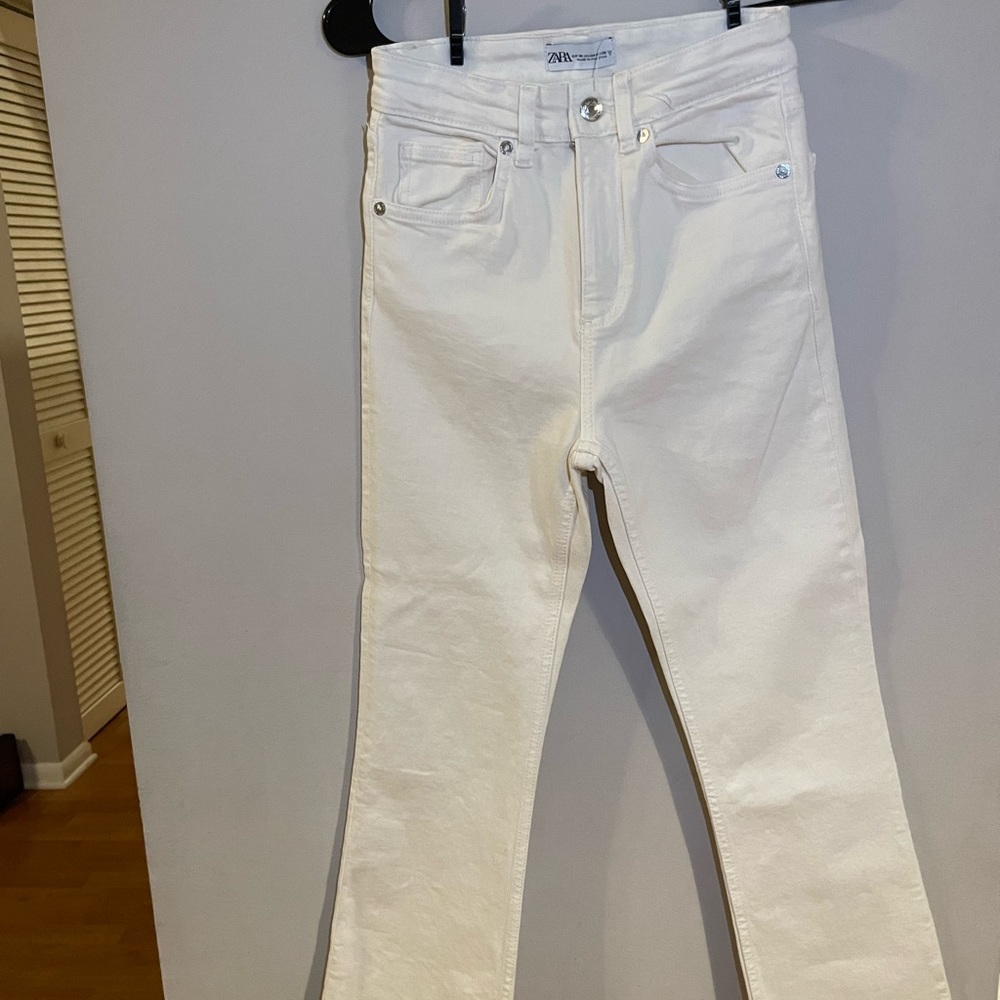 Zara White Cropped Flare Jeans